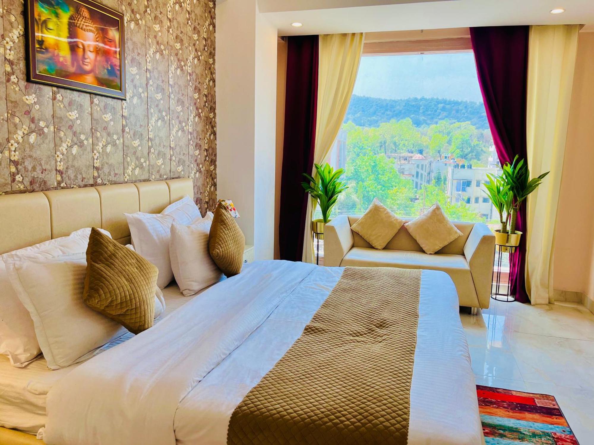 Hotel Golden Temple View By La Casa, Amritsar #Top Rated #Most Awarded #Swimming Pool #Prime Location #Luxury Rooms #Parking #Rooftop Cafe Екстериор снимка